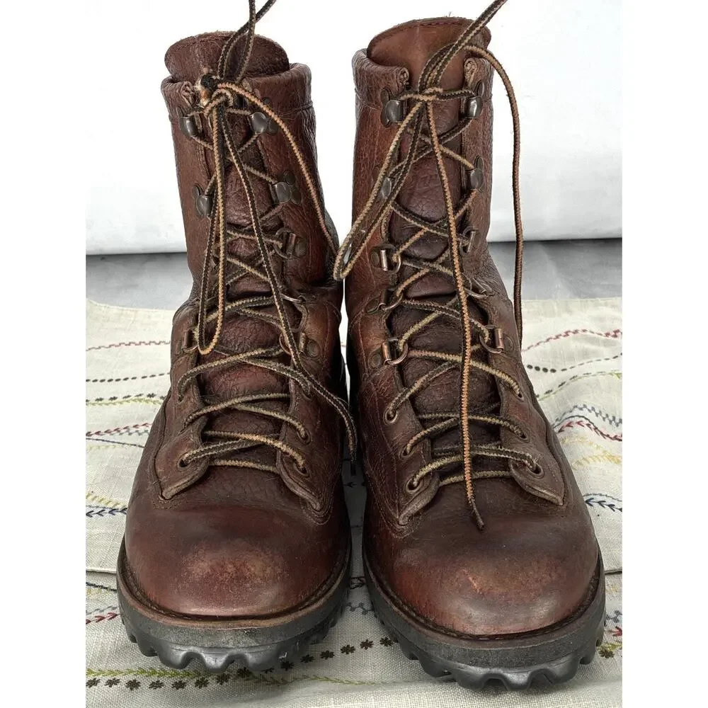 Danner likely vintage